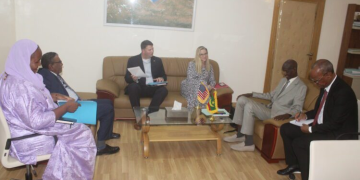 موريتانيا تبحث مع الولايات المتحدة تعزيز المبادلات التجارية في مجال الصيد