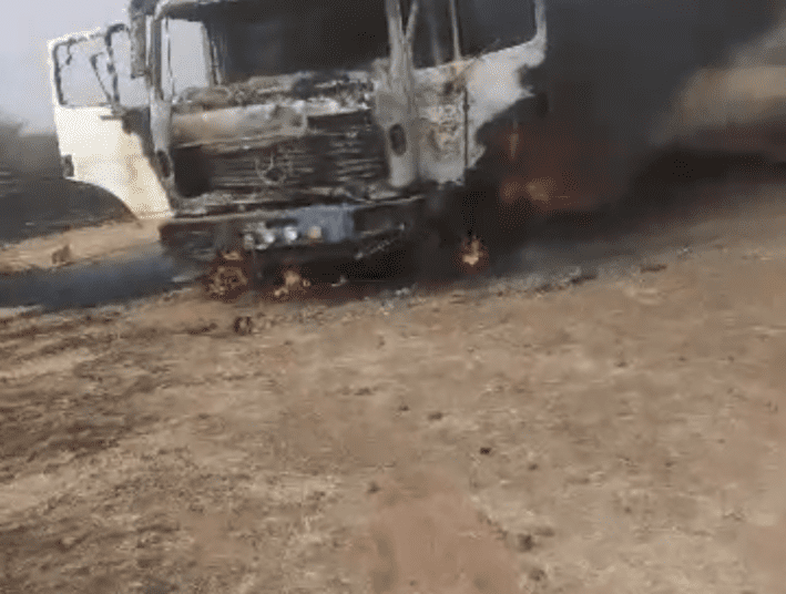 مسلحون:يهاجمون قافلة سيارات شمال مالي