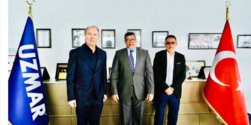 المدير العام لميناء نواكشوط المستقل يحضر انطلاق بناء القاطرة البحرية “آوكار”