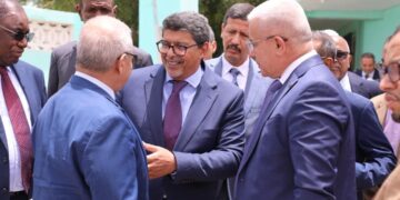 رئيسا البرلمان الموريتاني والجزائري يزوران ميناء نواكشوط المستقل
