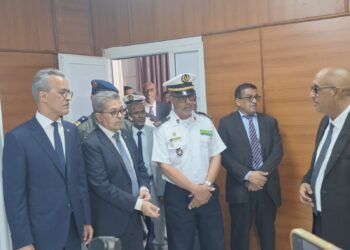 وزير الصيد يزور الأكاديمية البحرية في نواذيبو