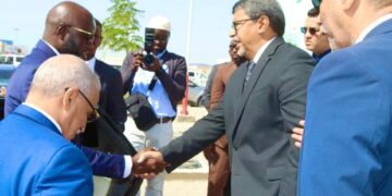 وفد برلماني موريتاني-سنغالي يزور ميناء نواكشوط المستقل