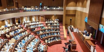 انطلاق الجلسة البرلمانية المخصصة لمناقشة برنامج الحكومة