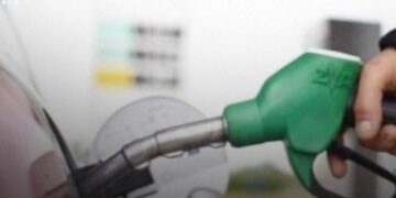 إغلاق محطة وقود بعرفات خلال حملة تفتيش حكومية على التسعيرةالجديدة